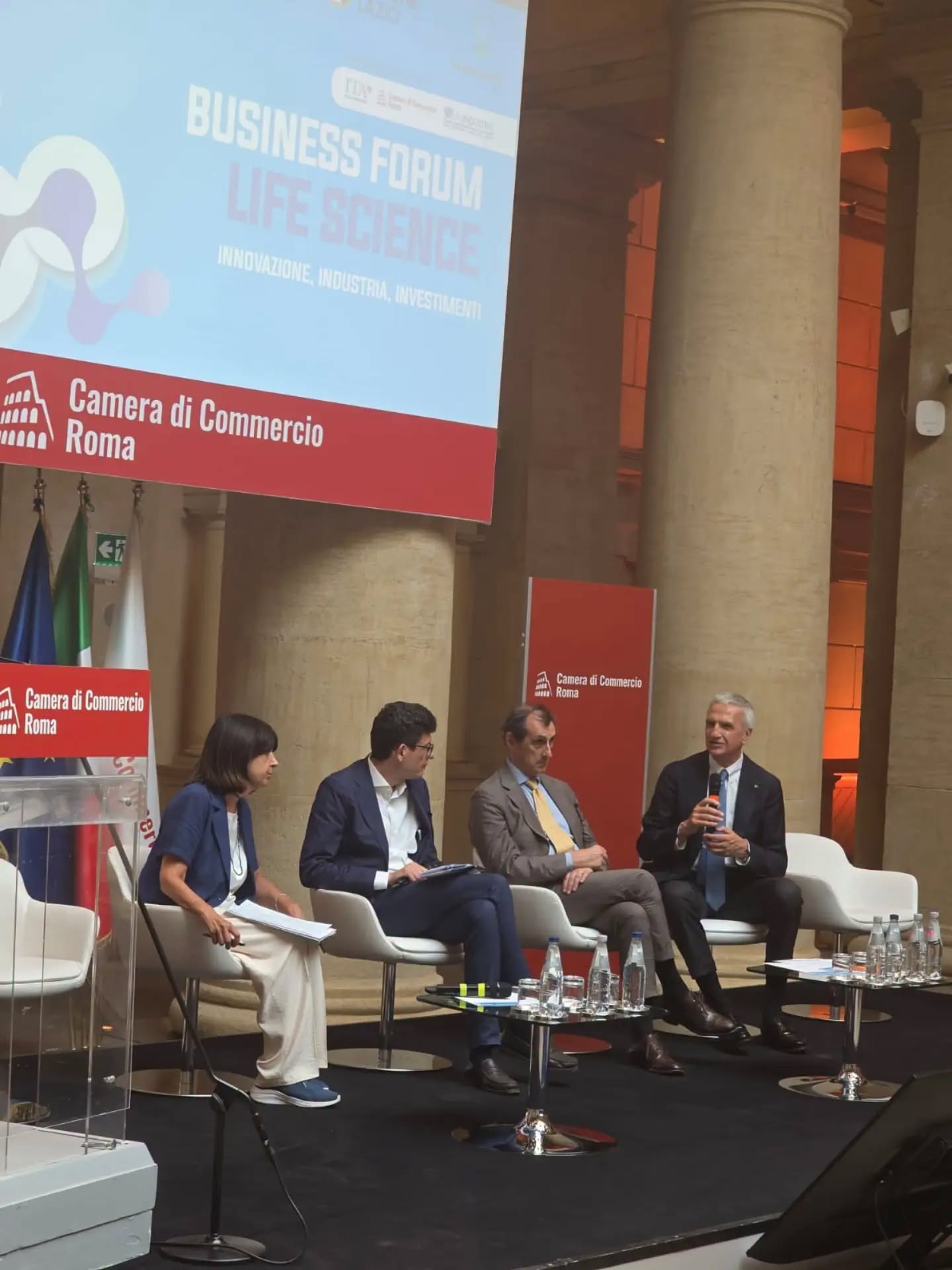 Luciano Ciocchetti (FDL) - "Il comparto farmaceutico rappresenta una delle eccellenze del nostro Paese e del Lazio, con un contributo determinante alla crescita economica, al PIL e all’export italiano"
